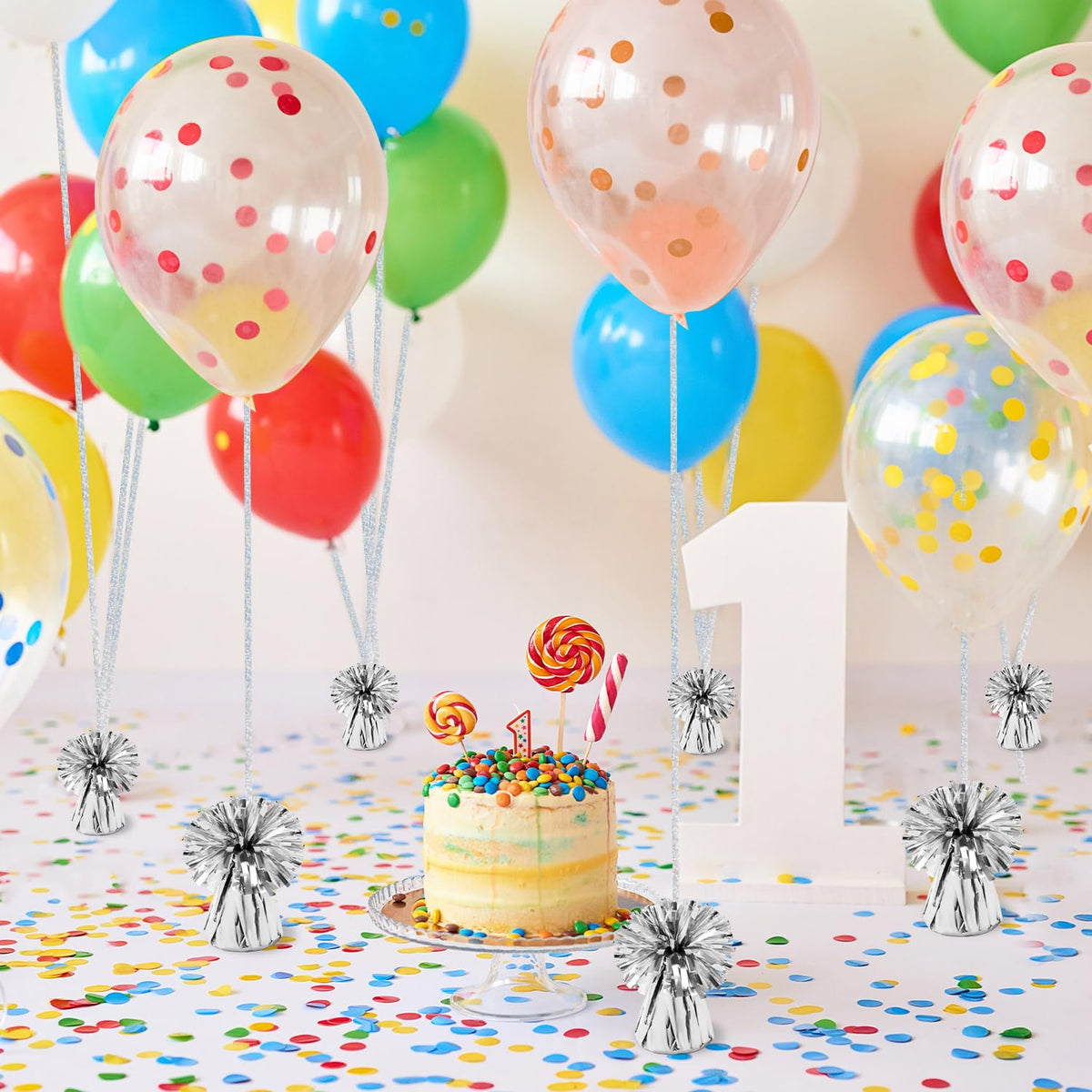KVCSYAW party table display with weights creates an elegant centerpiece