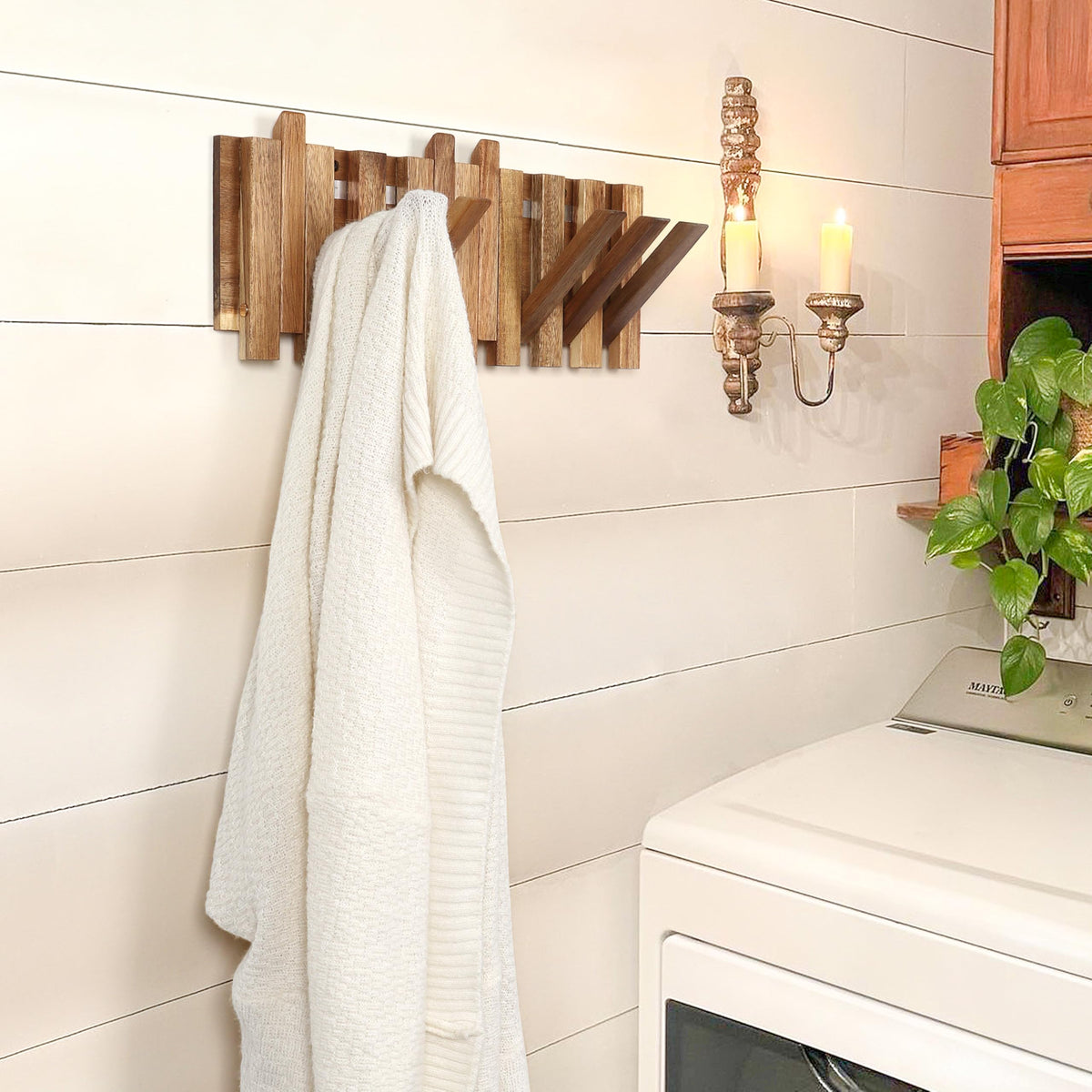 KYIAANY rustic modern design complements farmhouse and boho decor.