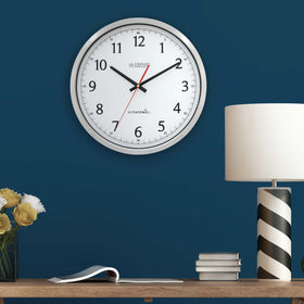 La Crosse UltrAtomic ideal for offices and clinics needing reliable time.