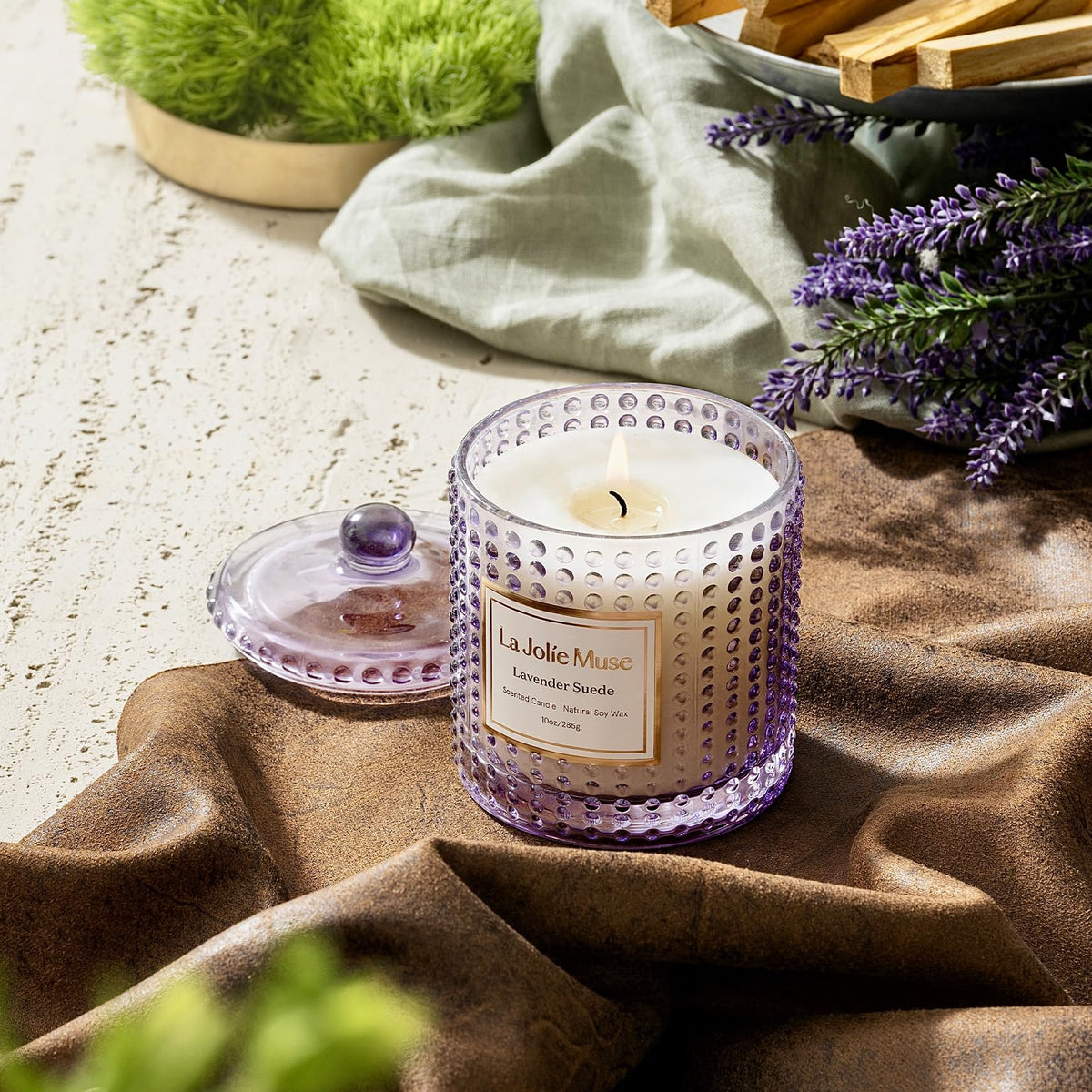LA JOLIE MUSE Aromatherapy blend of lavender and eucalyptus