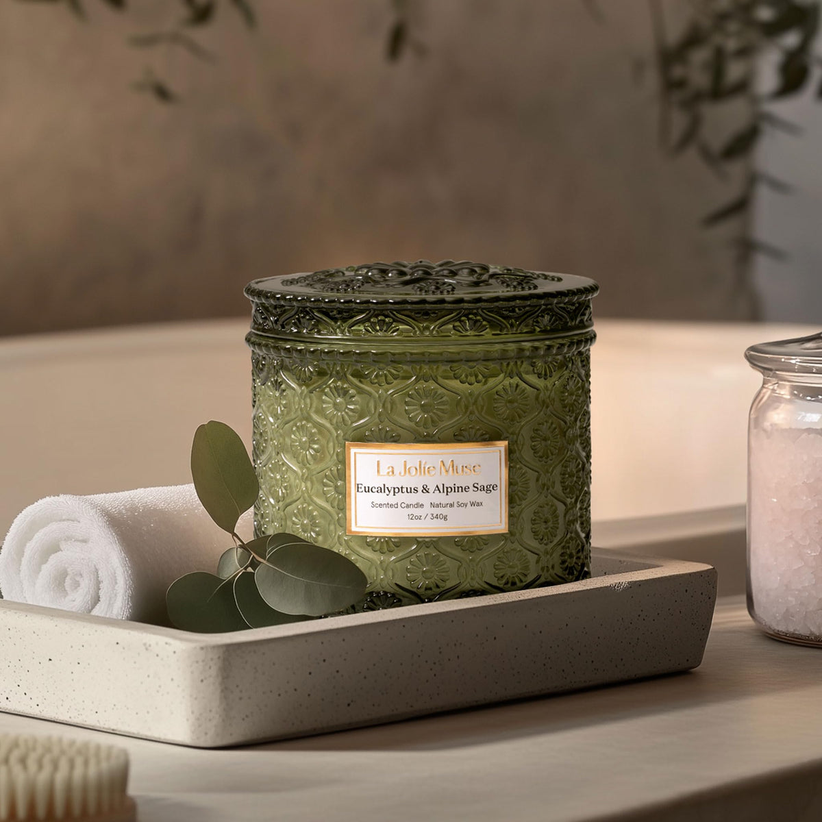 LA JOLIE MUSE candle packaging showing eco-conscious gift-ready materials