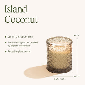 LA JOLIE MUSE gift-ready candle presentation perfect for hosts.