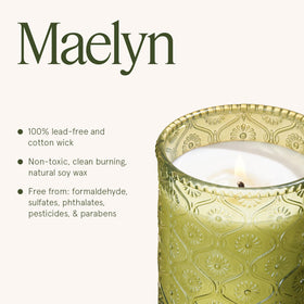 LA JOLIE MUSE Starlit Golden Fir ambient setting ideal for cozy evenings.