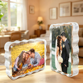 Laapee 3-pack ready for coordinated displays or gifting.