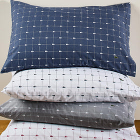 Lacoste Slice OEKO-TEX certified textiles ensure quality and responsible production.