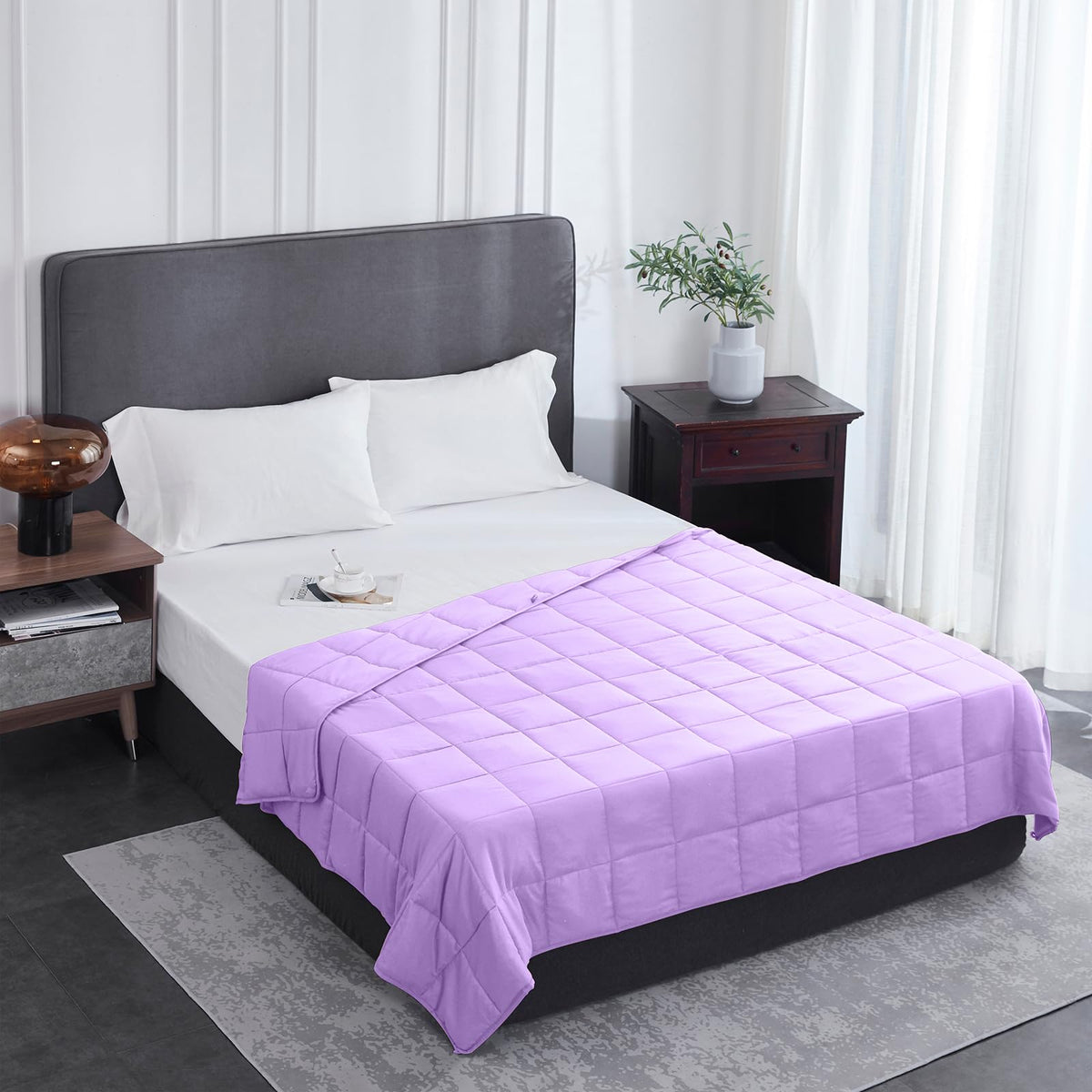 L'AGRATY weighted blanket closeup of breathable microfiber fabric enhancing comfort.