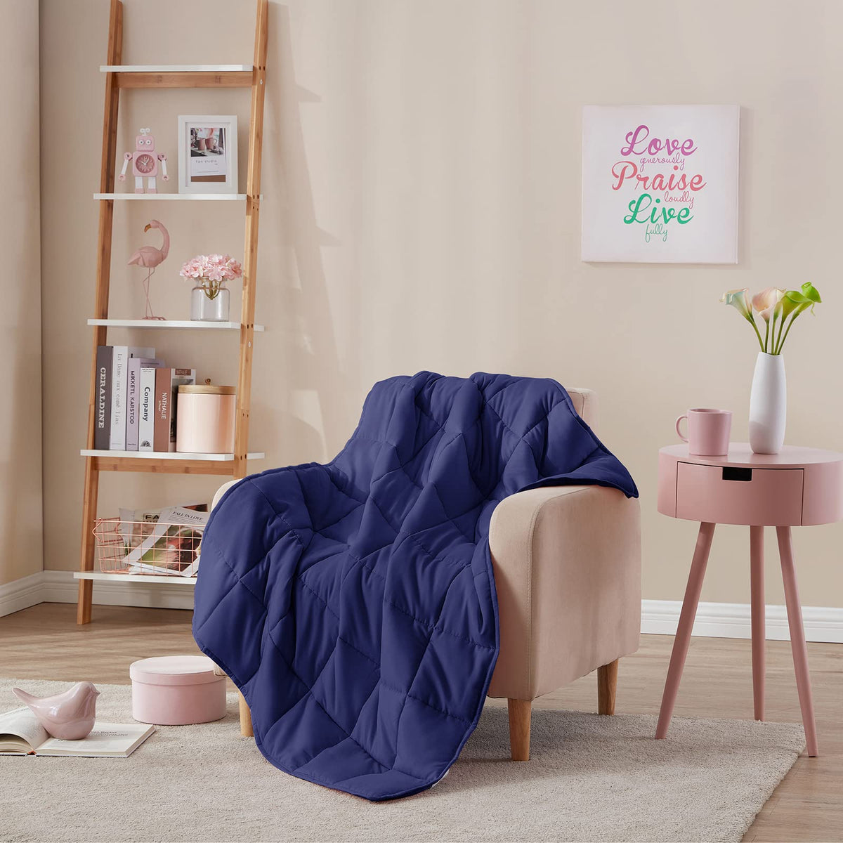 Lagraty blanket care hanging, easy hand wash maintenance.