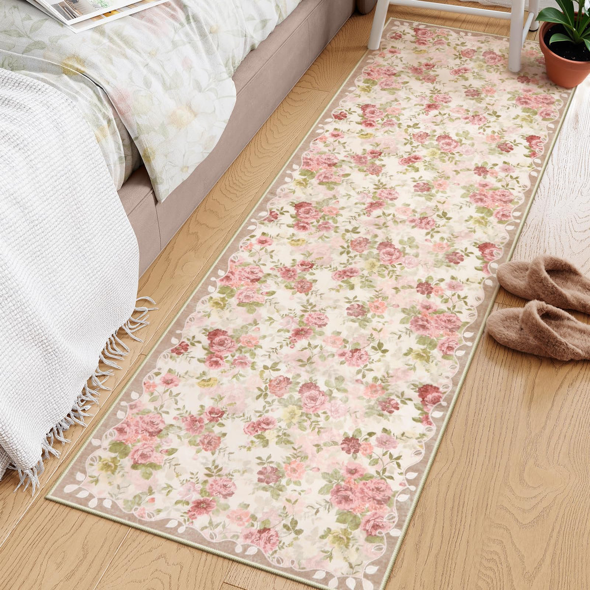 Lahome boho throw carpet Nina adds warm color to bedrooms.