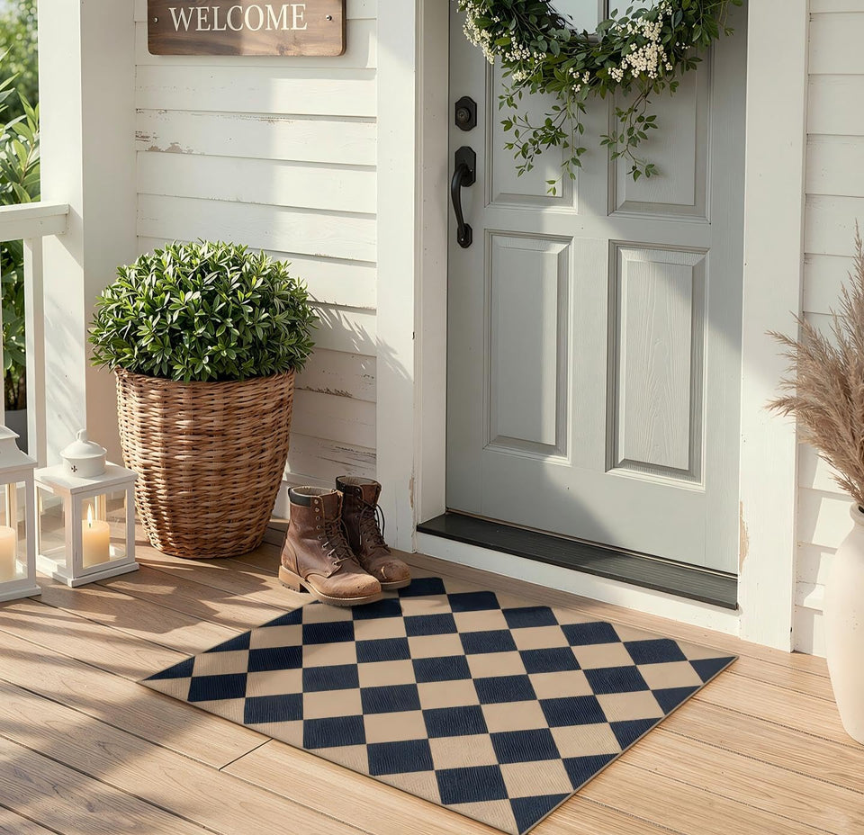 Lahome Colette front door 2x3 rug with non-slip grip for a welcoming entryway.