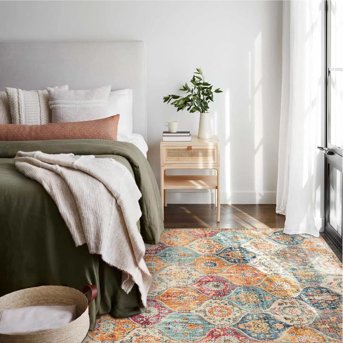 Lahome Elise rug in the dining room enhances ambiance and easy cleaning