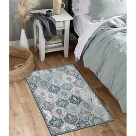 Lahome Moroccan Trellis mat textured back for added grip on hard floors.