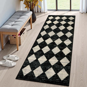 Lahome Zelie kitchen runner in black and white, easy to clean