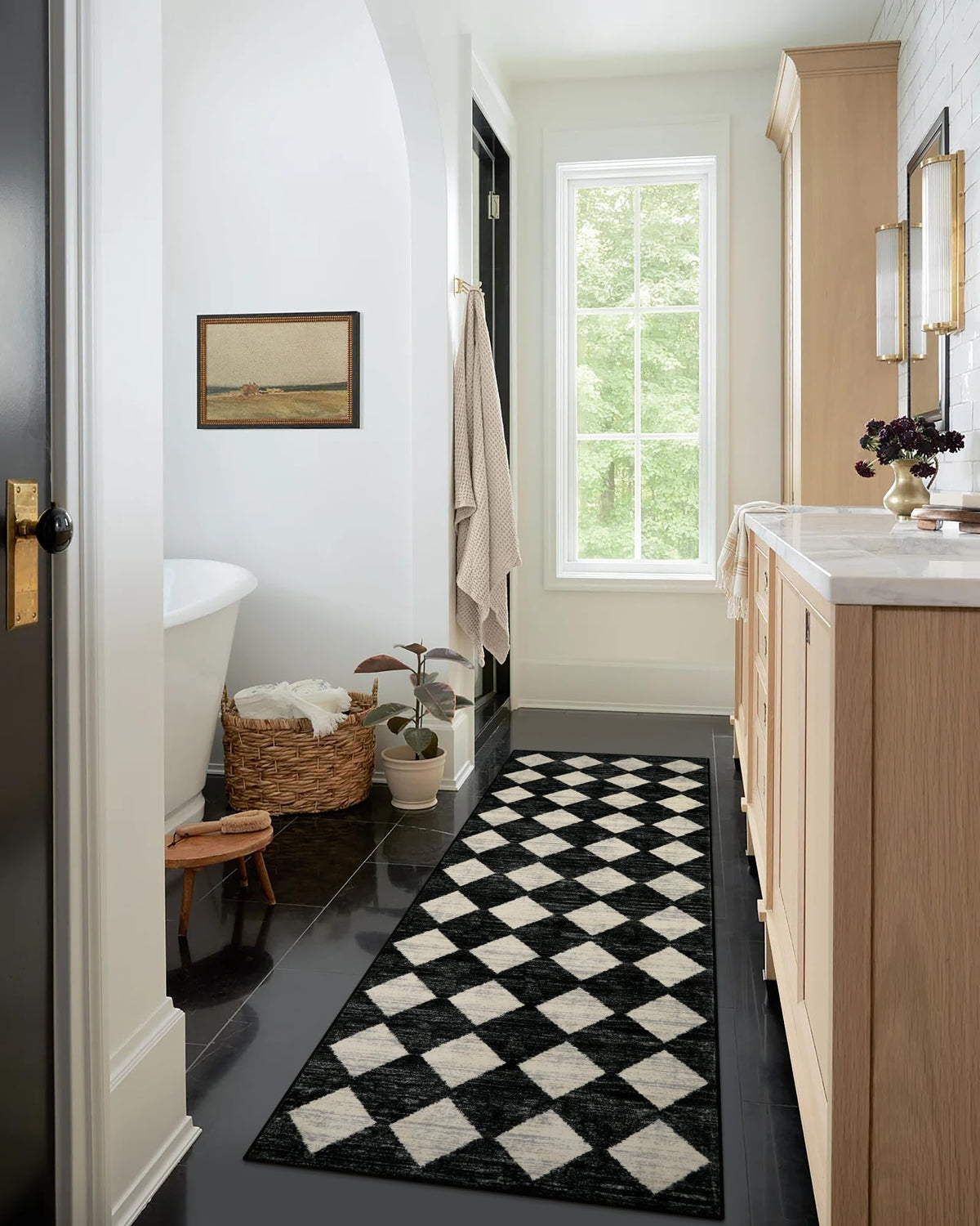 Lahome Zelie non-slip backing keeps the rug in place.