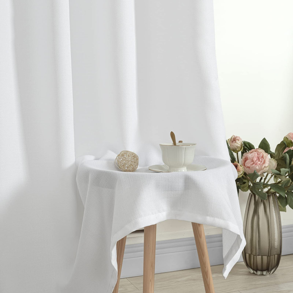LAMIT machine-washable curtains for easy care and quick refresh