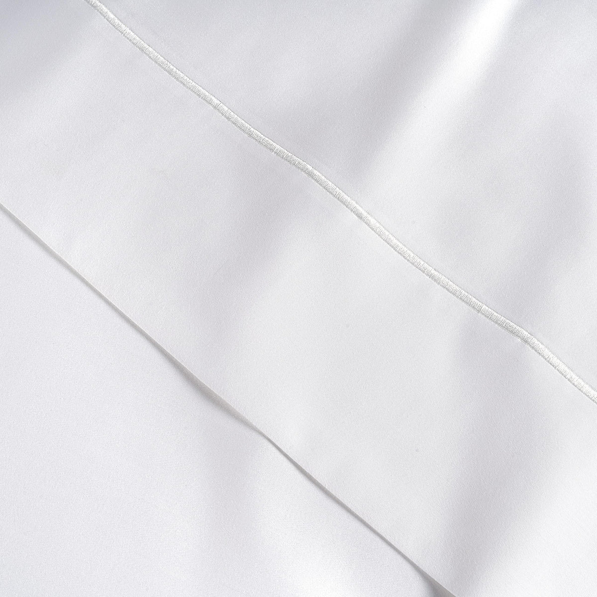Lane Linen Alpine Frost easy-care bundle ready for simple laundry and care