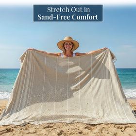 Lane Linen sandproof blanket that shakes off sand easily after use.