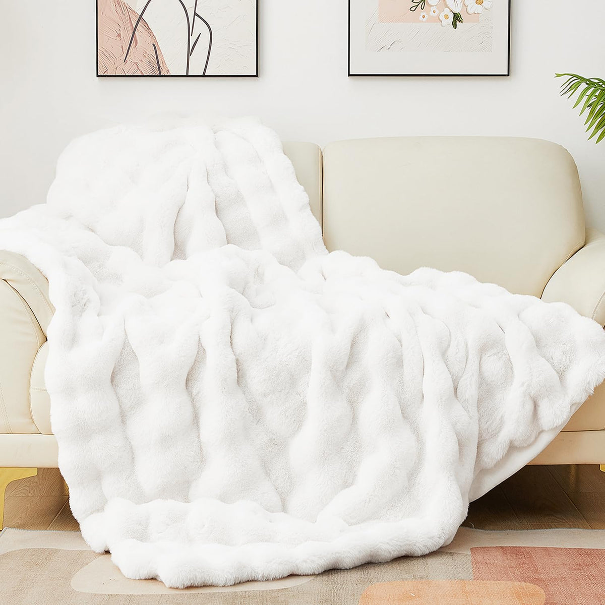 Latepis White Throw Blanket on a couch showing plush softness for relaxing evenings.