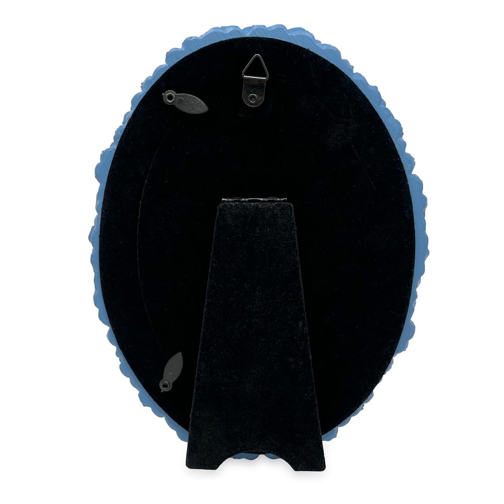 Laura Ashley 4x6 blue hydrangea display wall hook; ideal for a stylish photo collage
