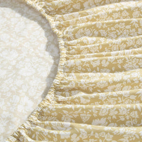 Packaging image of Laura Ashley Heirloom Disty Gold bedding set.