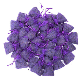 Lavande Sur Terre dried lavender sachet close-up for refined home aroma