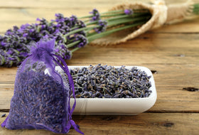 Lavande Sur Terre lavender buds in a sachet ideal for cars or bags