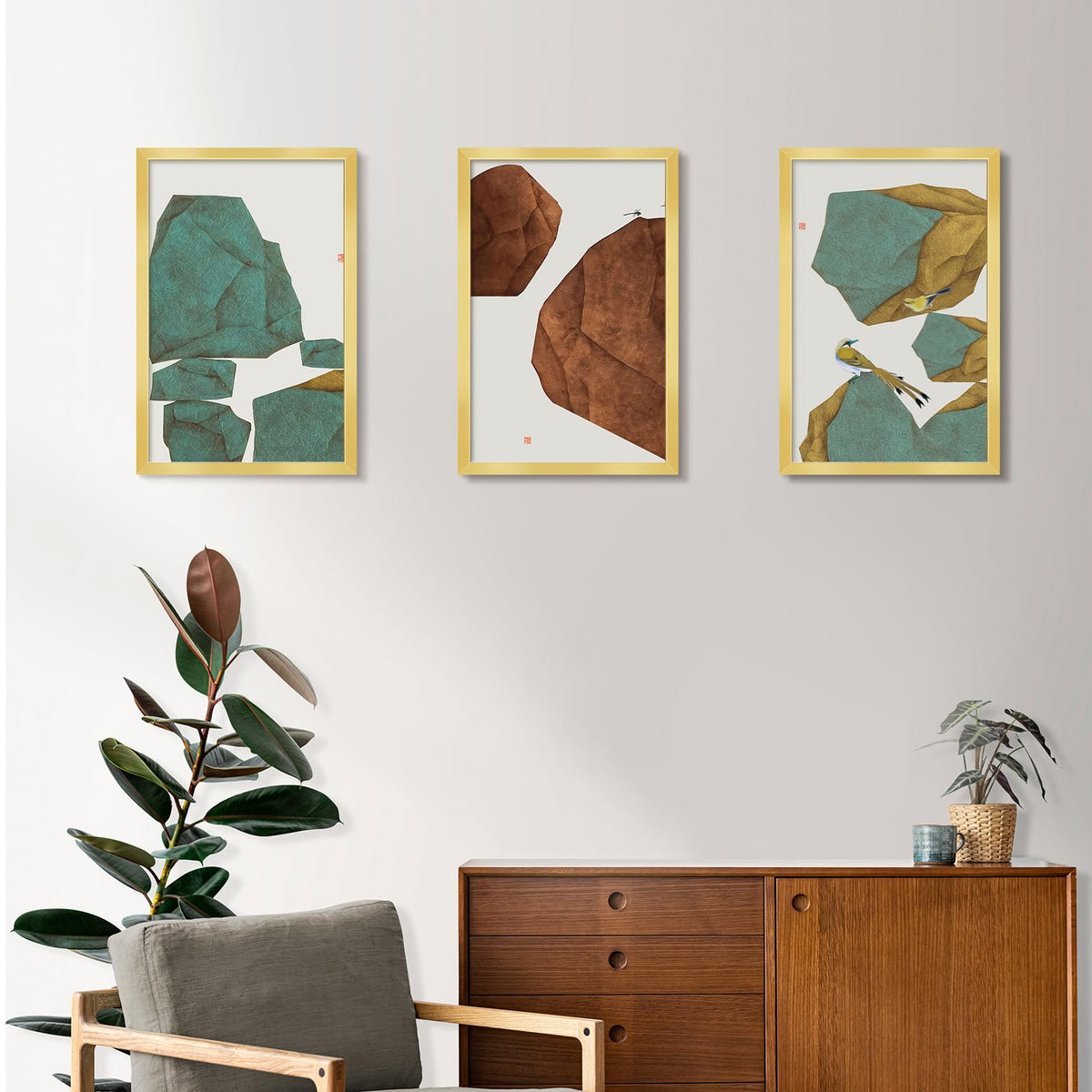 LaVie Home gift-ready 12x18 gold frame for special occasions.
