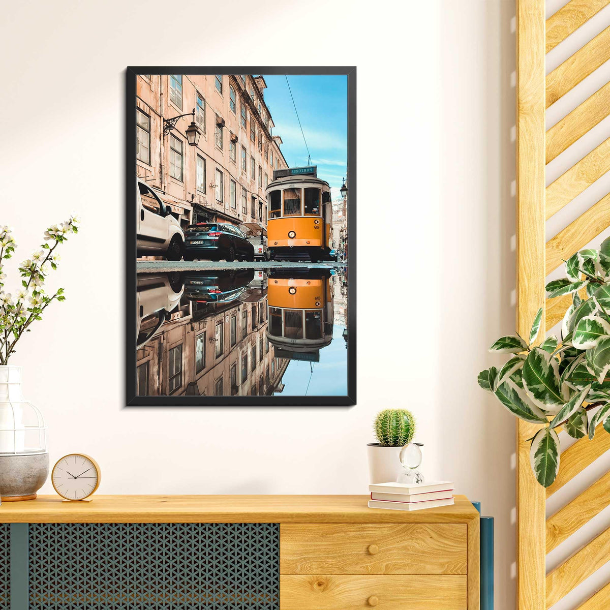 LaVie Home gift-ready black frame suitable for anniversaries and holidays.