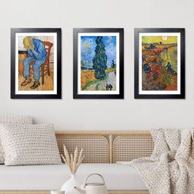 LaVie Home 13x19 frame in portrait orientation displaying a memory.