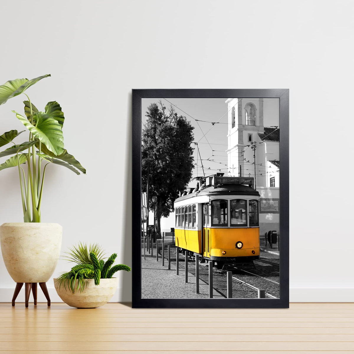 LaVie Home puzzle frame hanging hooks enable easy portrait or landscape mounting.