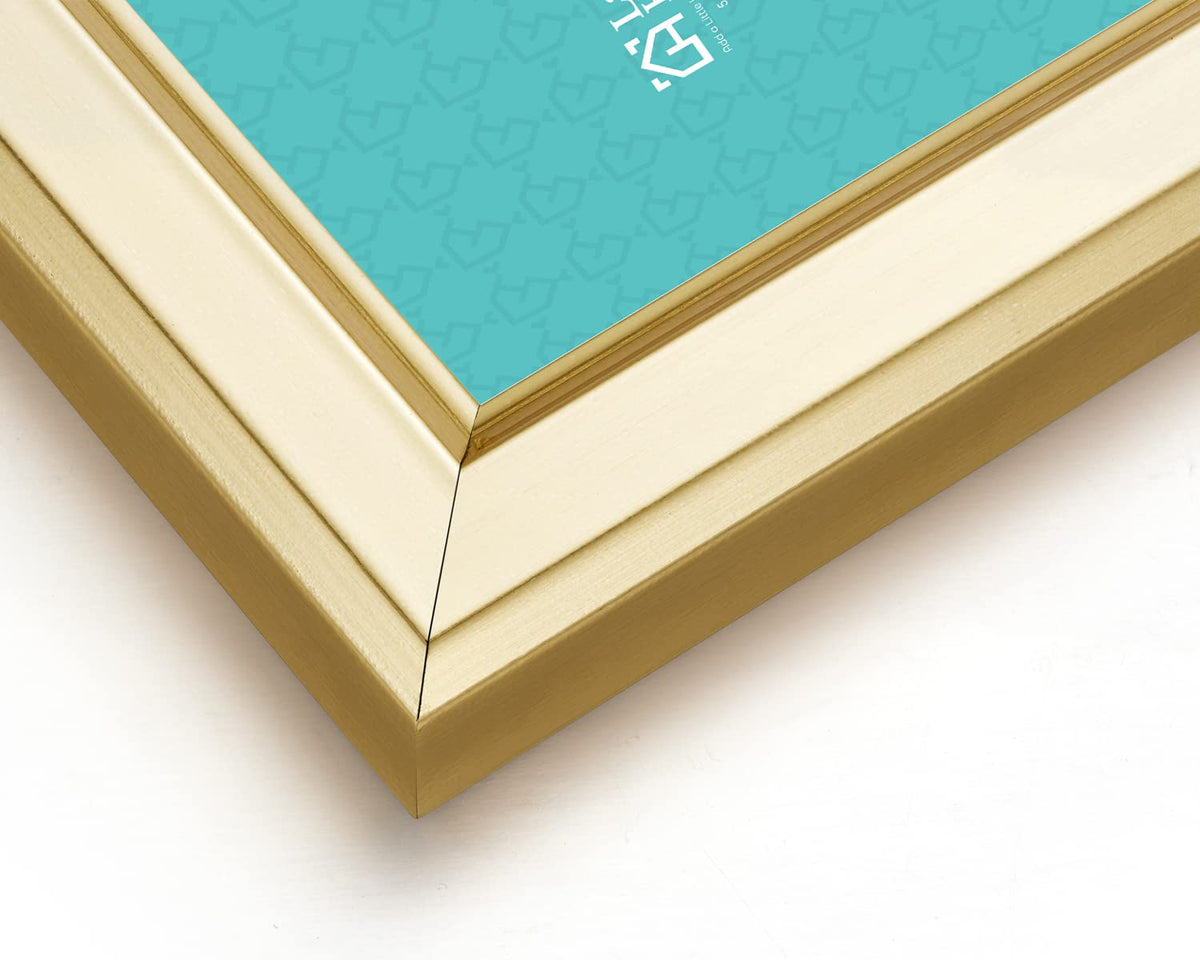 Triangular backpanel hangers support vertical or horizontal display.