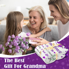 Lavua Grandma Blanket close-up texture highlights plush material for cozy evenings.