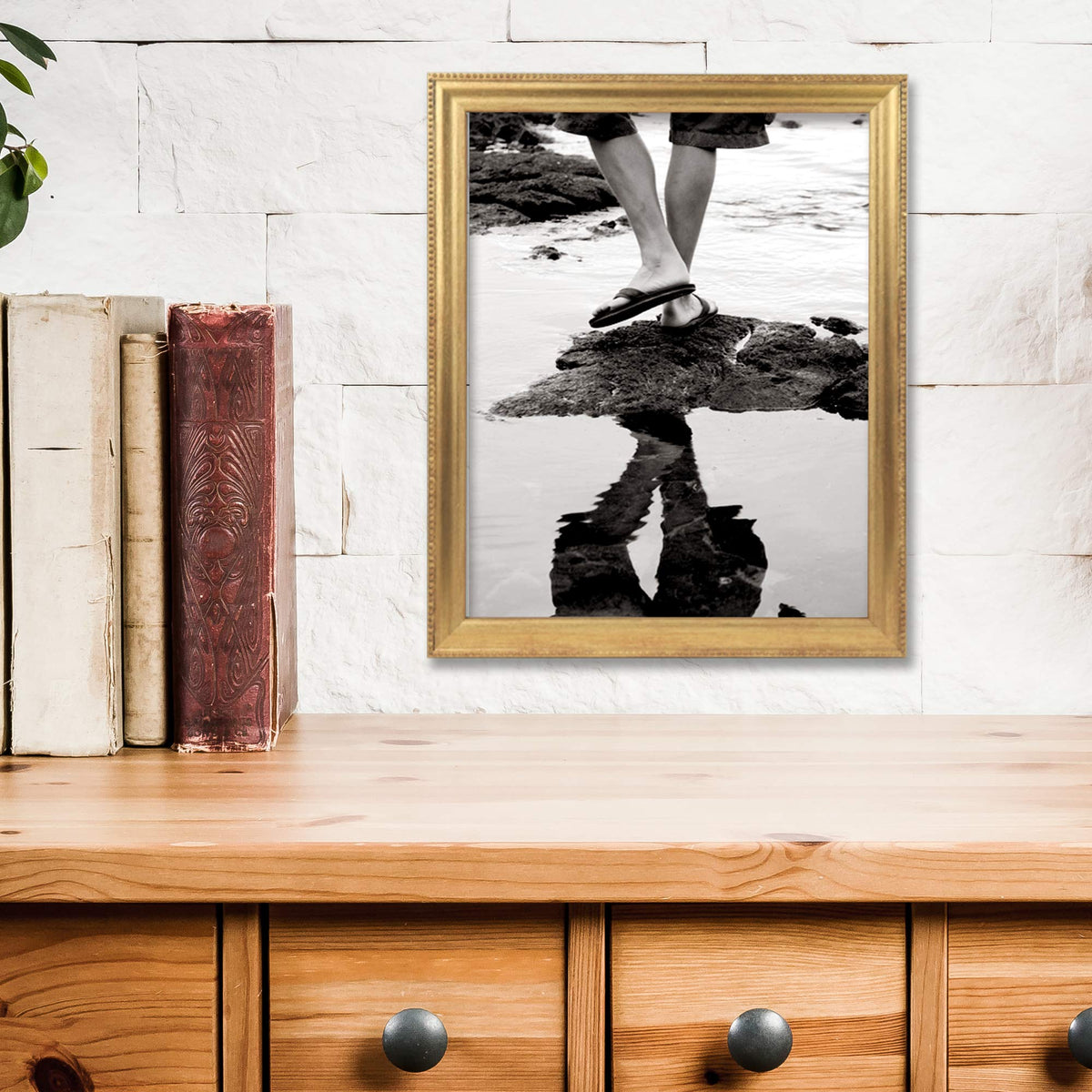 Lawrence Frames Easel and Hangers enable versatile vertical or horizontal mounting.