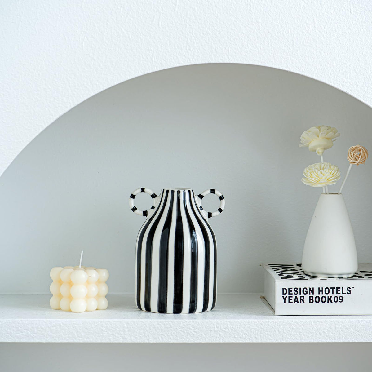 LCCCK striped vase makes a thoughtful gift for birthdays or housewarmings