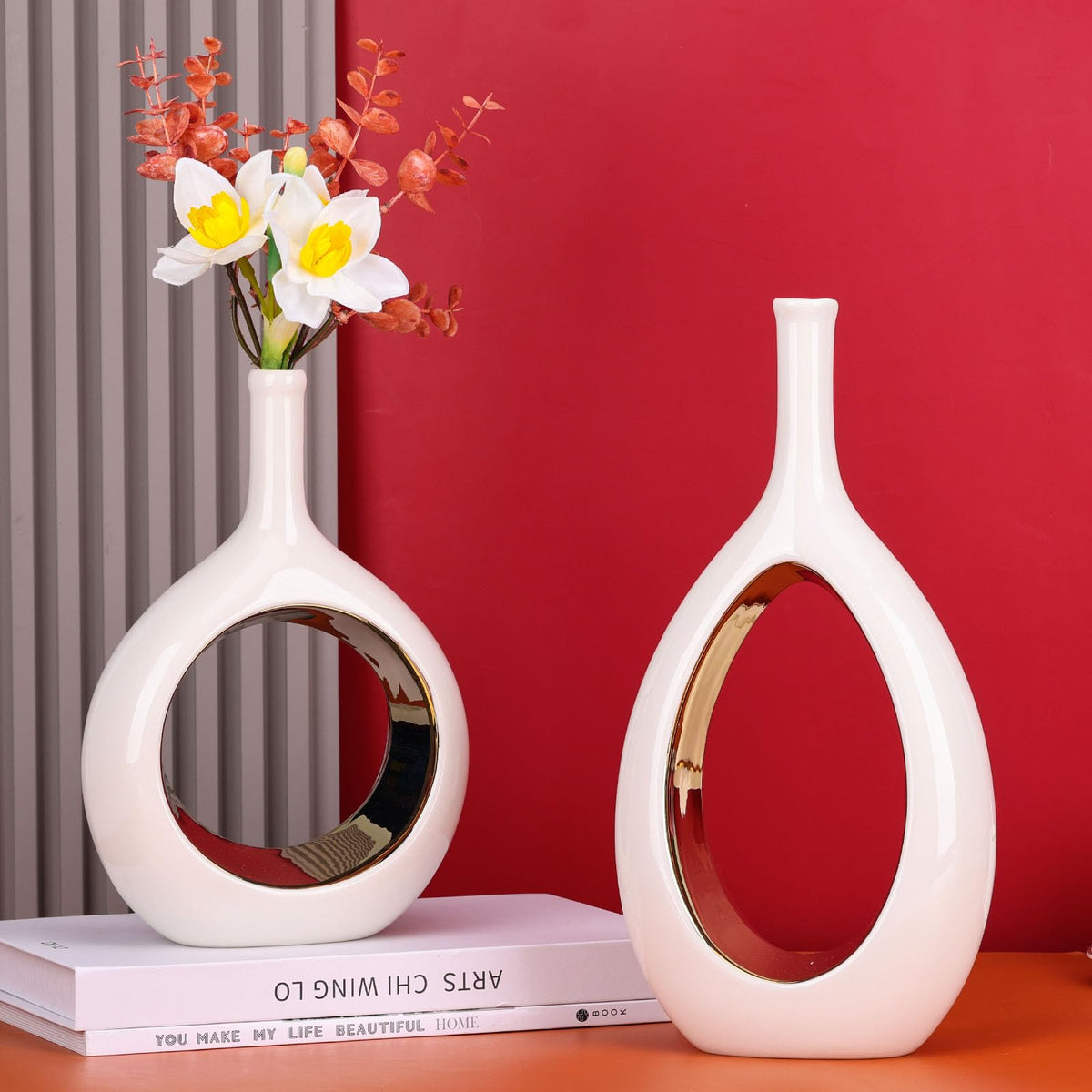 LCCCK vase arrangement accents a stylish shelvescape or dining table.