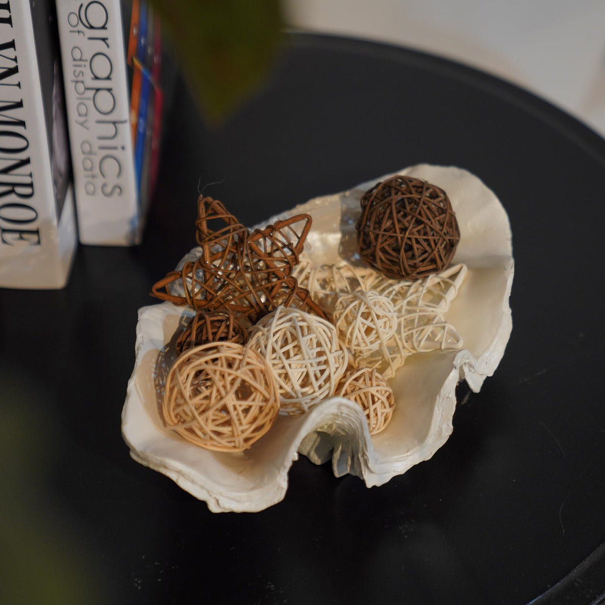 LCdecohome decorative bowl complements coffee table styling with natural texture.