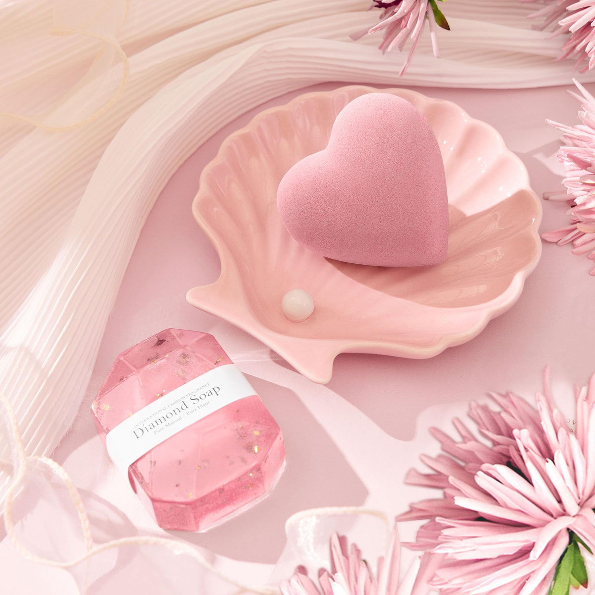 LE CADEAU handmade soap and bath bomb for a luxurious bath ritual