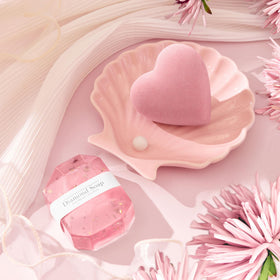 LE CADEAU handmade soap and bath bomb for a luxurious bath ritual