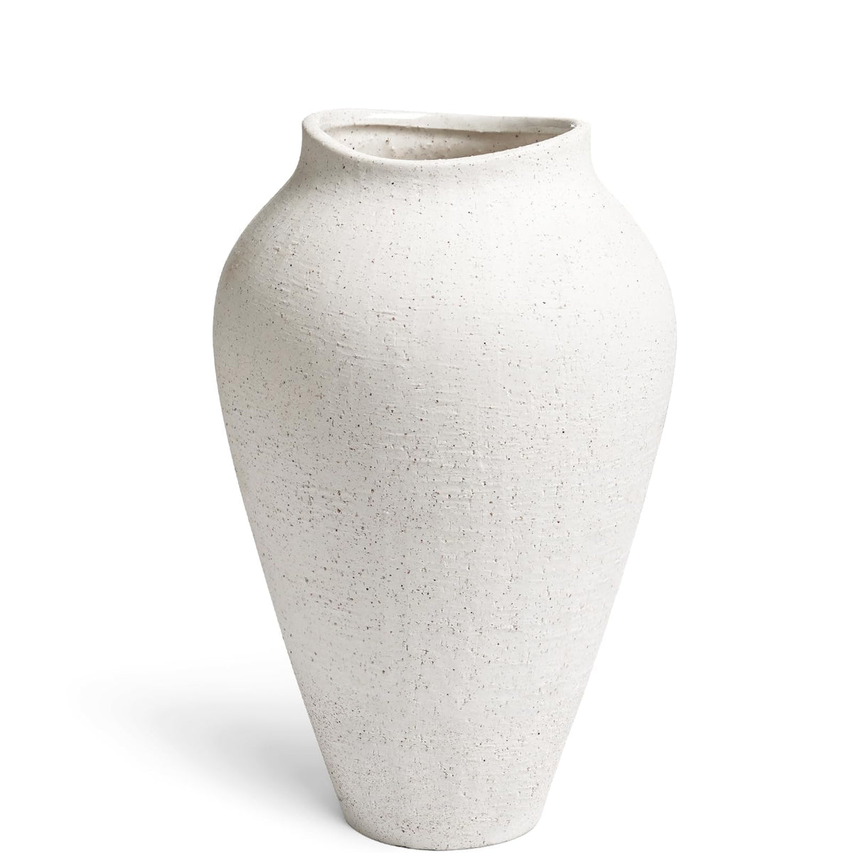 LE TAUCI GARDEN Thick-walled vase adds sturdy stability to any setting