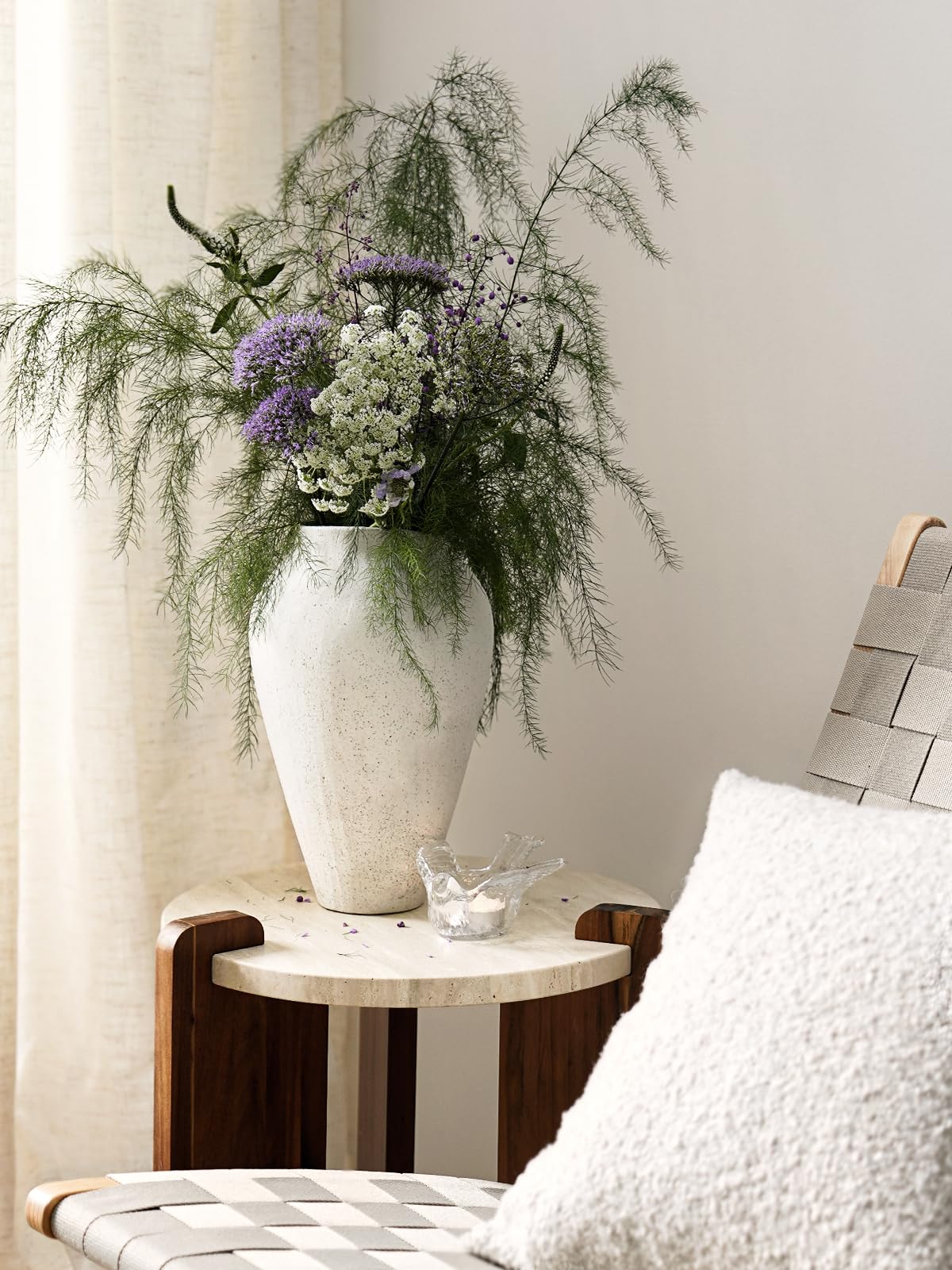 LE TAUCI GARDEN 11.8-inch tall floor vase styled for centerpieces