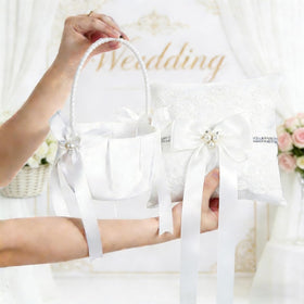 Lebsitey pearl embellished bowknot basket enhances wedding decor