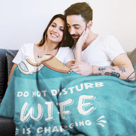 Leebbsin 60x50-inch cyan blanket for generous warmth