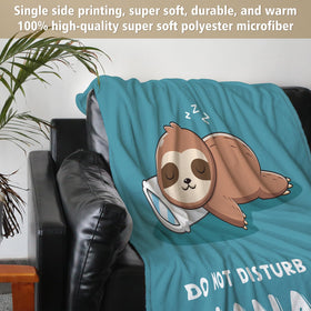 Leebbsin Nana is Charging Sloth Blanket folded display shows gift-ready comfort.