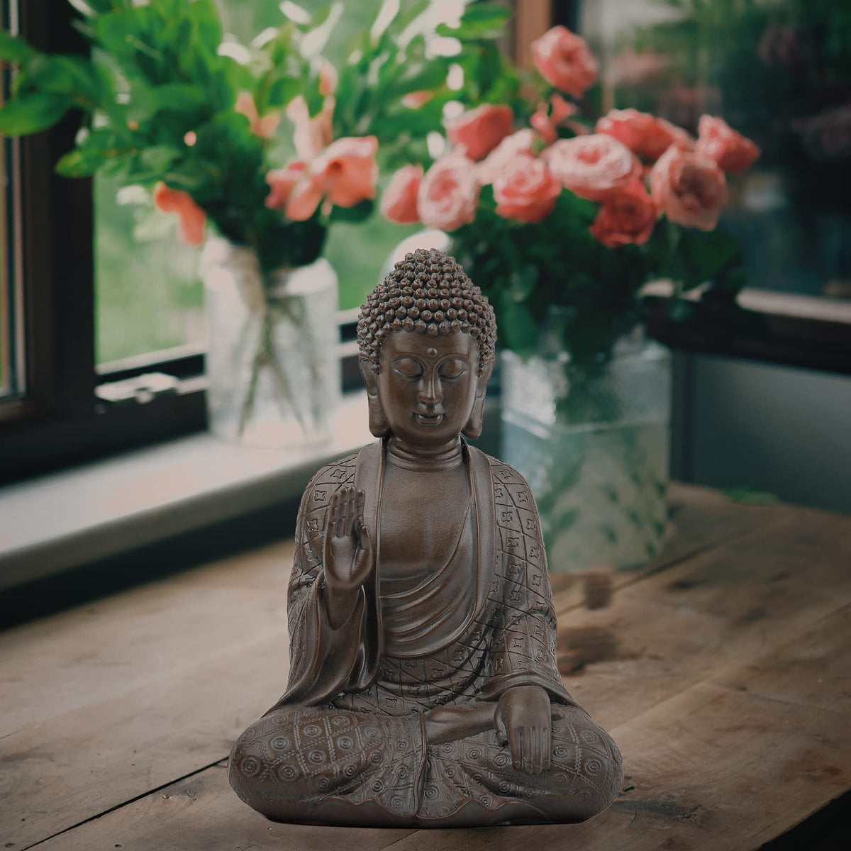 Leekung Buddha statue suits Zen rooms and meditation corners.