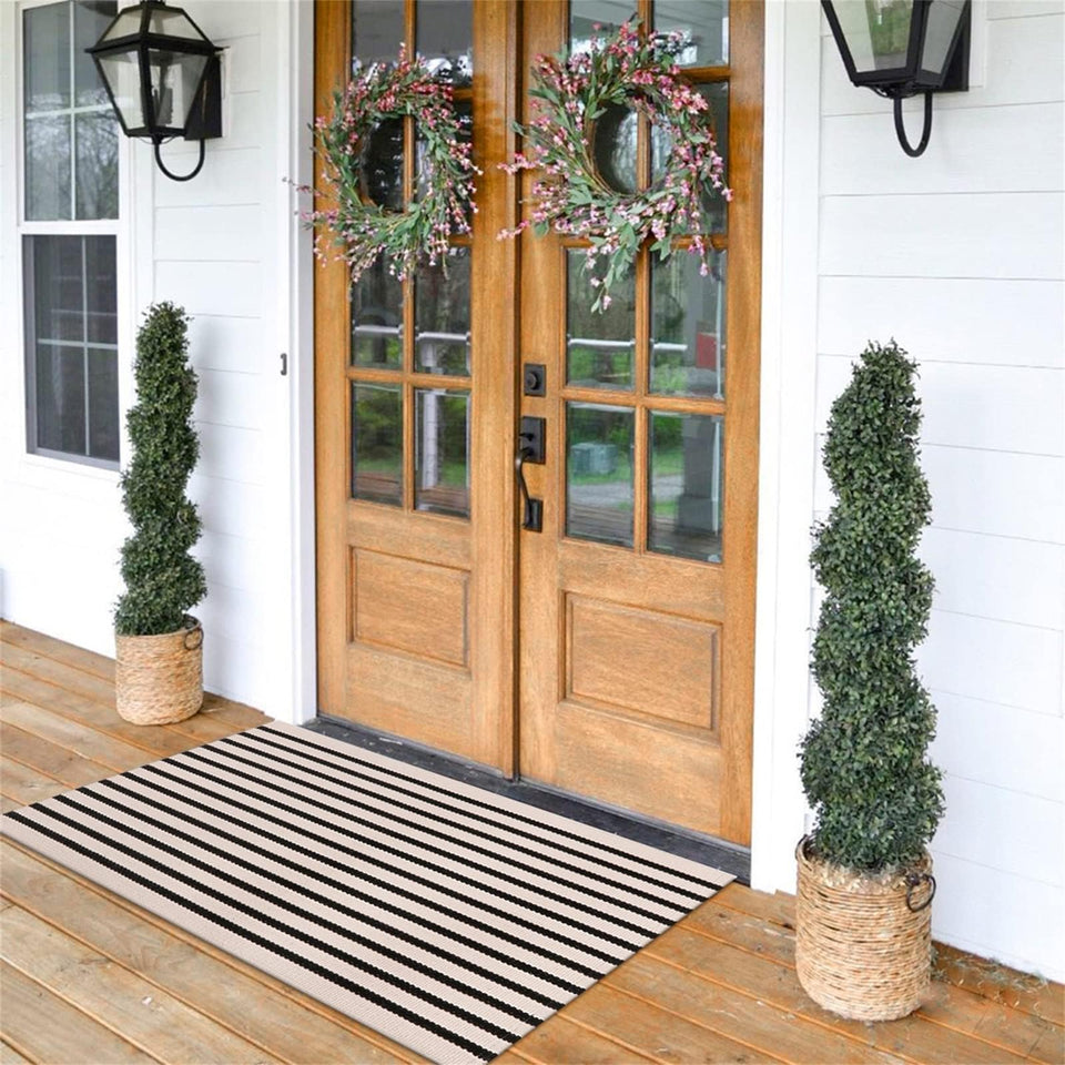 LEEVAN Washable Proch Rug stripe front door enhances entryway style and cleanliness