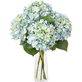 Leftover light blue hydrangea flowers 21-inch centerpiece for elegance