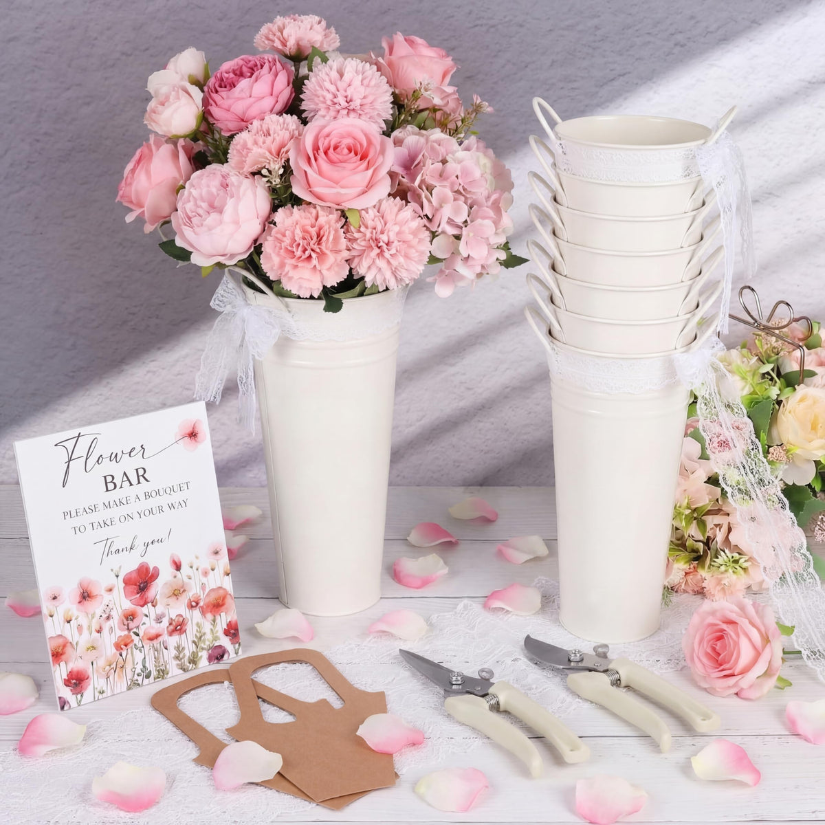 LEIFIDE Flower Bar Buckets curved shears are perfect for delicate stem trimming.