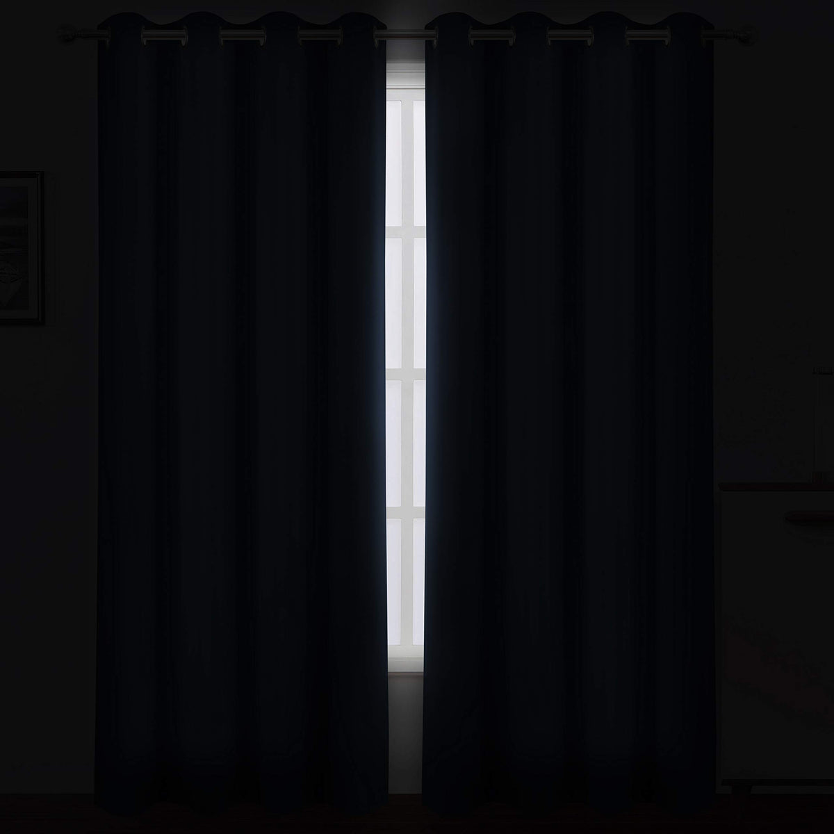 LEMOMO blackout curtains with 8 silver grommets for easy hanging