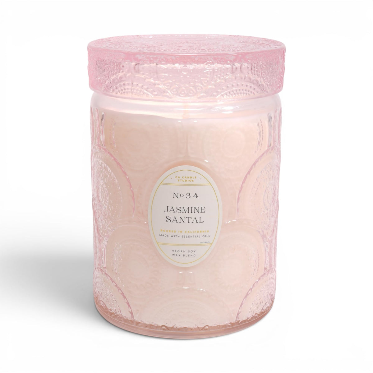 LEOBEN Jasmine Santal hand-poured candle highlighting craftsmanship and clean burning fragrance