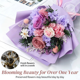 Lewondr dried flower accents add timeless elegance to desks and shelves.