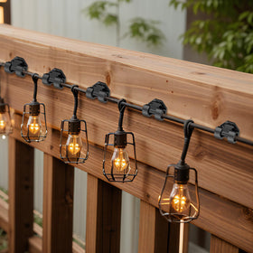 Lewufe light clips withstand weather, keeping outdoor decorations in place through wind and rain.
